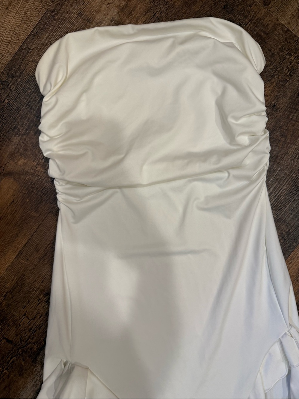 White Strapless Ruched Ruffle hem High-Slit Dress with Fringe - Picture 4 of 6